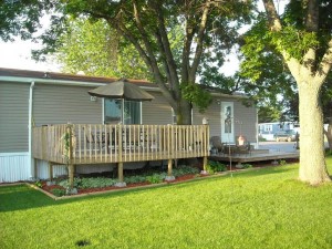 Lamplighter Village in Brookings, SD - Trailer Home in the Park