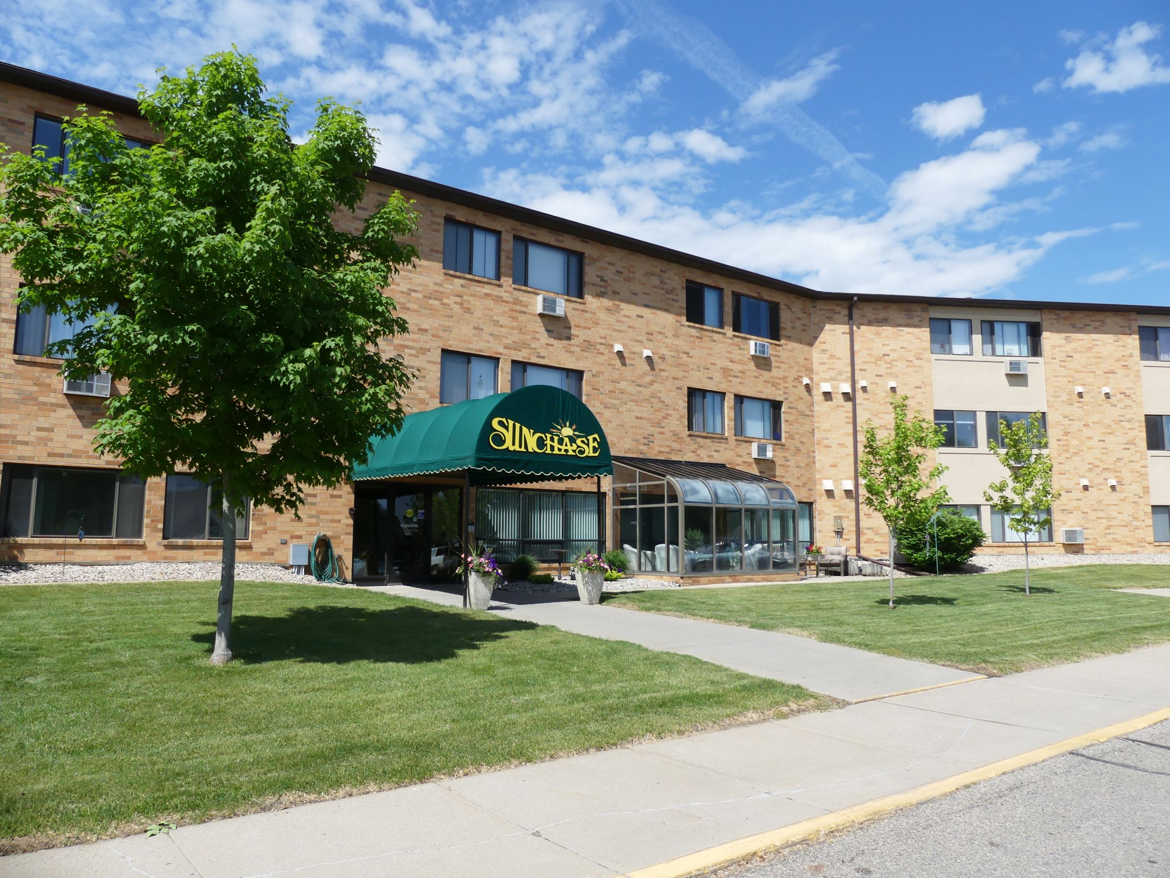 Sunchase Apartments in Brookings, SD Mills Property