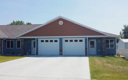 Copperleaf Townhomes in Mitchell, SD - Single Attached Garage