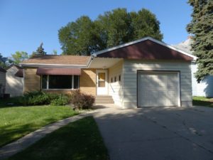 805 6th Street in Brookings, SD - Exterior