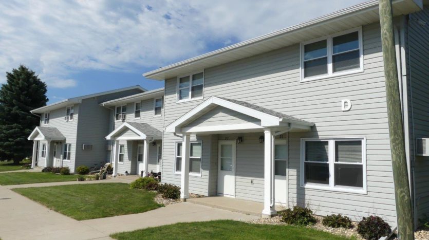 Pheasant Valley Courtyard Townhomes in Milbank, SD - Exterior