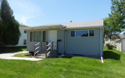 721 14th Avenue in Brookings, SD - Exterior