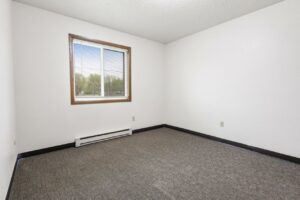 Huron Apartments in Huron, SD - Bedroom 1