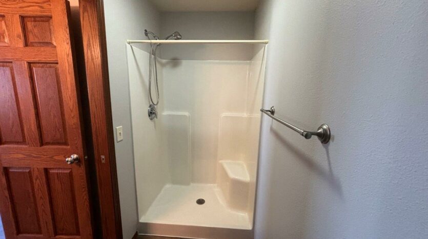 Ideal Twinhomes in Brookings, SD - Upstairs Bathroom Shower Floorplan C