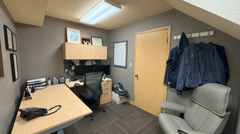 Park East Professional Offices in Brookings, SD - Meyer Ortho Office Space 2 View 3