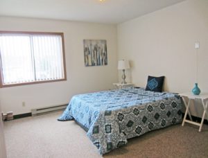 Sunchase Apartments in Brookings, SD - Bedroom