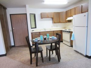 Sunchase Apartments in Brookings, SD - Kitchen