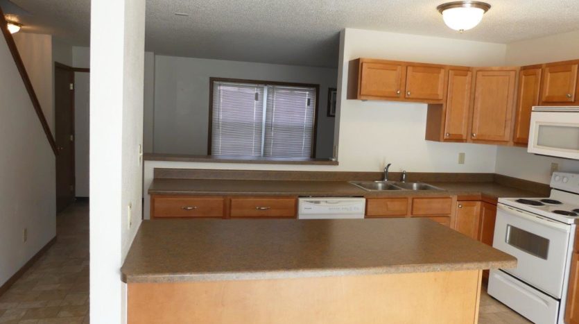 Pheasant Valley Courtyard Townhomes in Milbank, SD - Kitchen