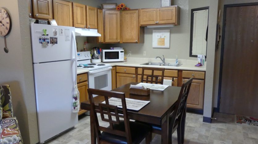Sunchase Apartments in Brookings, SD - Kitchen
