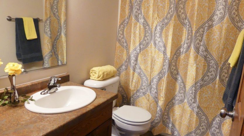 Ideal Twinhomes in Brookings, SD - Downstairs Bathroom Floor Plan B