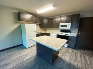 Arrowhead Apartments in Brookings, SD - Updated Apartment Kitchen