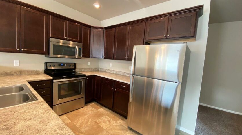 Evergreen Townhomes in Madison, SD - Kitchen2