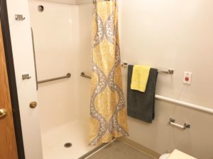Pheasant Run Apartments in Brookings, SD - Shower