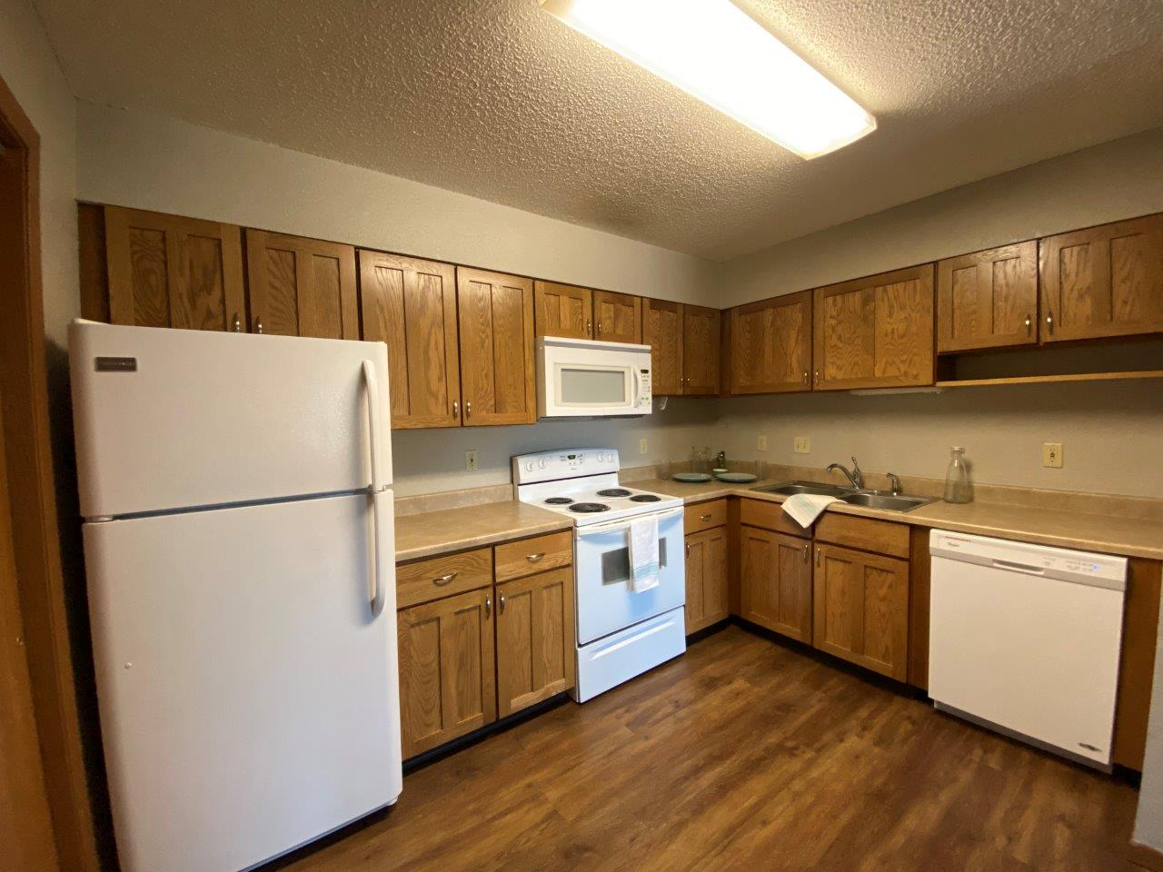 Campus View Apartments in Brookings, SD - Kitchen