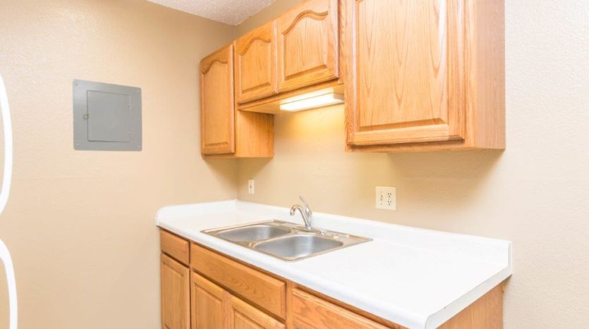 Village Square Apartments in Brookings, SD - Alternate Kitchen Layout