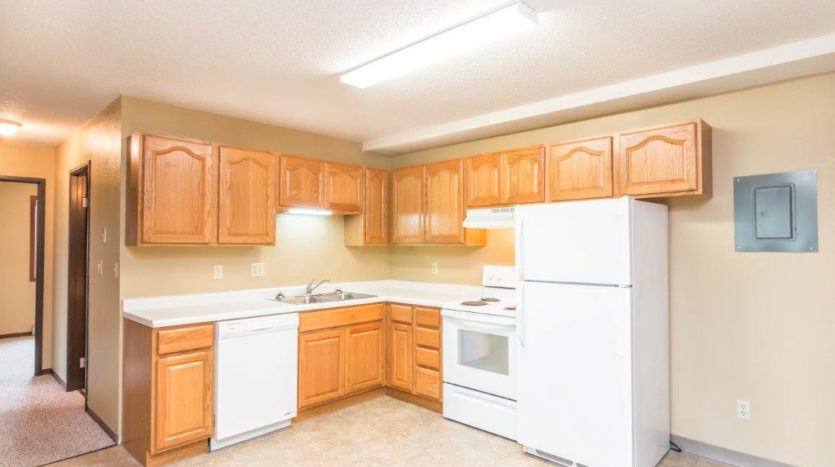 Village Square Apartments in Brookings, SD - Kitchen