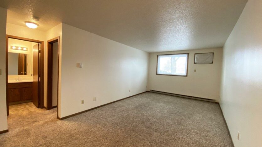 Autumn Grove Apartments in Mitchell, SD - Living Area