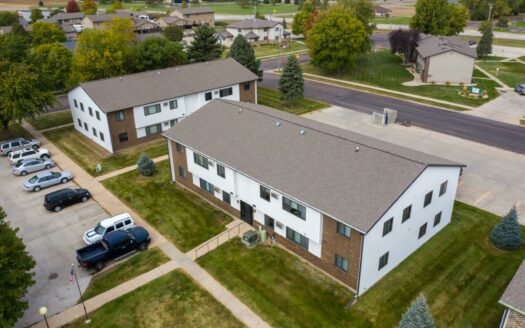 Northland Court Apartments in Mitchell, SD - Exterior