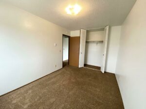 Kanyon Krossing Apartments in Miller, SD - Alternative Layout Bedroom 1 Closet
