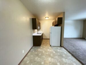 Village Pointe Apartments in Mitchell, SD - Kitchen and Dining Area