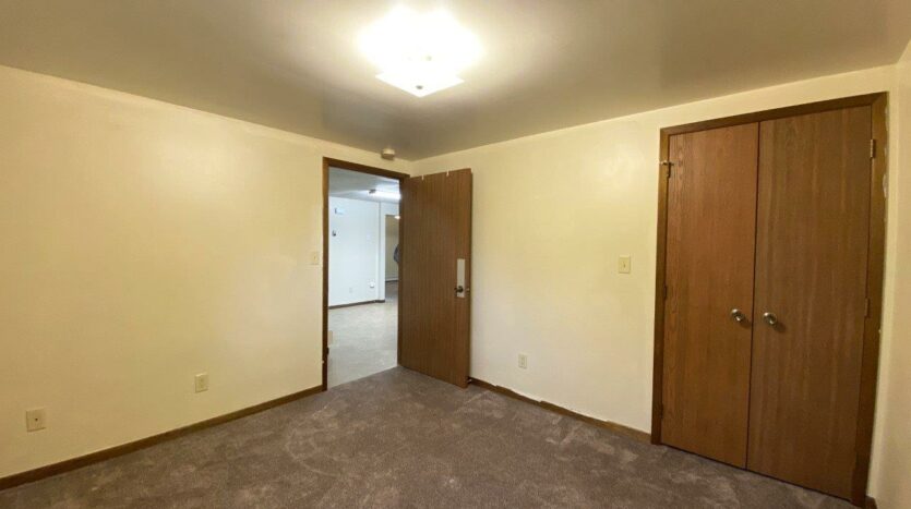 318 1/2 7th Ave South in Brookings, SD - Lower Unit Bedroom 3 Closet