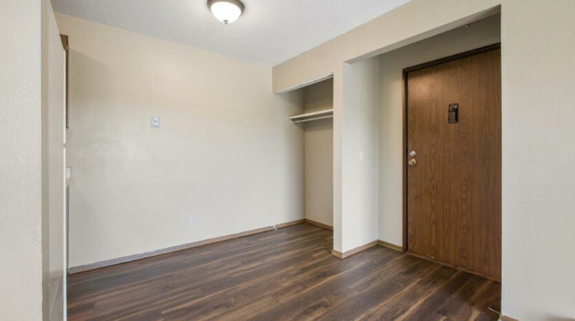 Eastview Apartments in Watertown, SD - Larger 2 Bedroom Entry