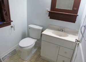 1033 8th Ave in Brookings SD - - Bathroom