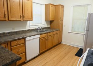 1033 8th Ave in Brookings SD - - Kitchen