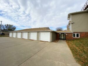 Regency Apartments in Huron, SD - Garages