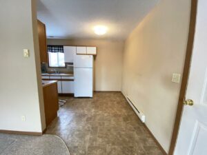 116 W 4th St in Volga, SD - dining area