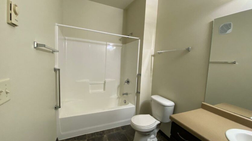Pheasant Ridge Village Apartments in Mitchell, SD - Bathroom 1