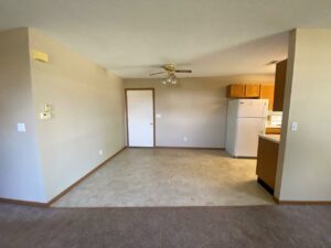 Pelican Townhomes in Elkton, SD - Dining Room