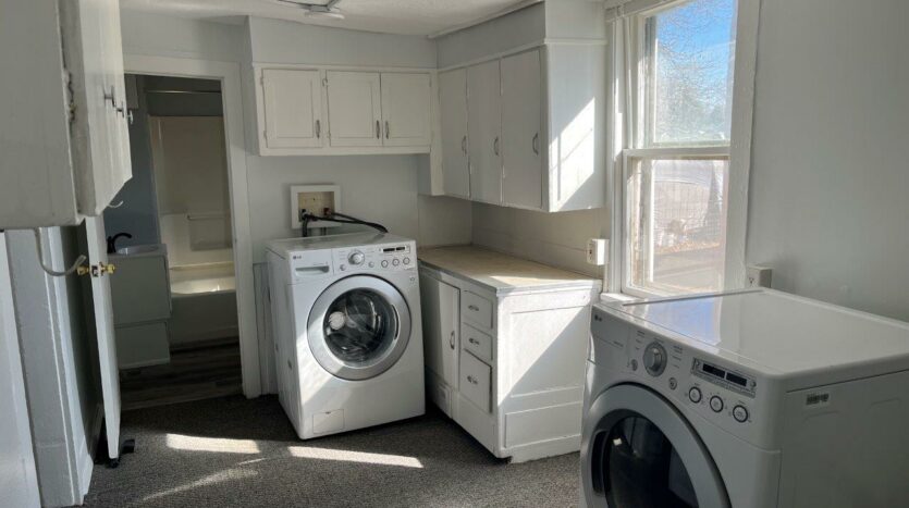 322 N Catherine in Madison, SD - Laundry