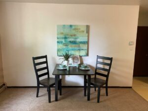 Chaks Apartments in Huron, SD - Dining Room