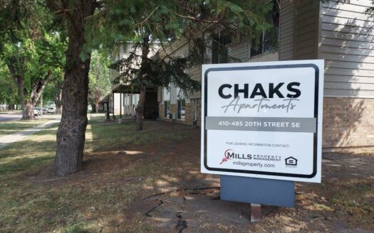 Chaks Apartments in Huron, SD - Exterior Sign