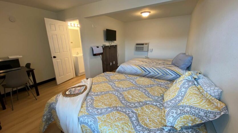 The Cottage in Watertown, SD - Double Room 1