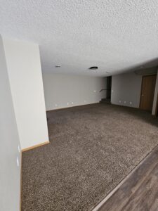 River Rock Townhomes I in Pierre, SD - Living Room