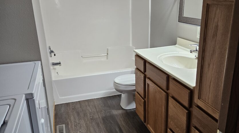 River Rock Townhomes I in Pierre, SD - Bathroom