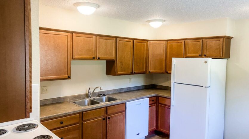 Westgate Apartments in Brookings, SD - 1037 Kitchen 1
