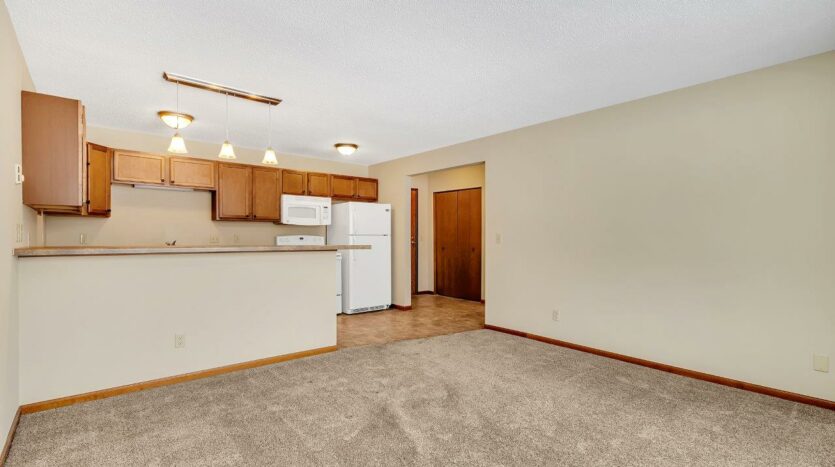 Karolyn Apartments in Brookings SD - Living Room & Kitchen 4