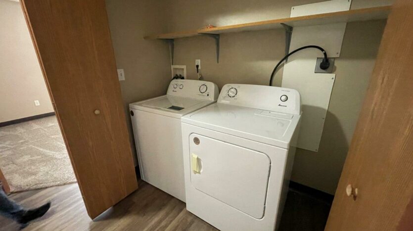 Badger Townhomes in Elkton, SD - Laundry
