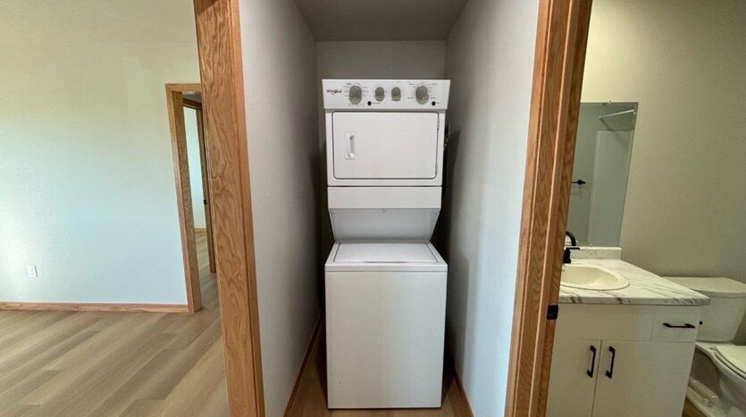 Redbird Meadows Ph I 3 Bedroom in Hayti, SD - Laundry