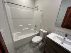 201 Flats in Mitchell, SD - Unit 1 Bathroom Tub