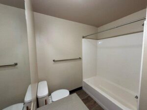 Apple Creek Apartments in Yankton, SD - Full Bathroom + Shower