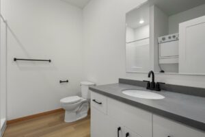 Archer Flats in Watertown, SD - Studio Bathroom