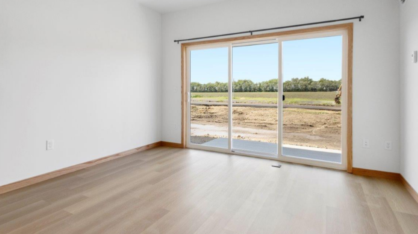 The Links in Yankton, SD - *example 1 bedroom living room