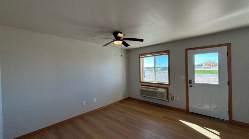 redbird meadows phase III in hayti, sd - 2 bedroom entry/living room