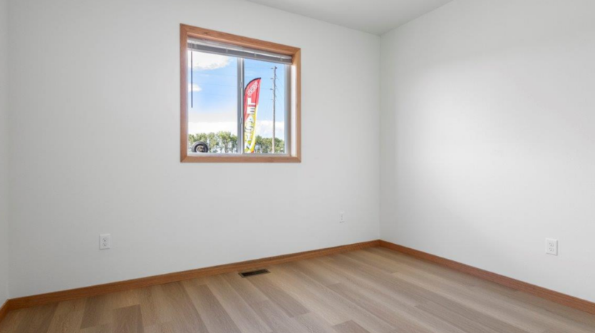 The Links in Yankton, SD - *example 2 bedroom #2 view 2