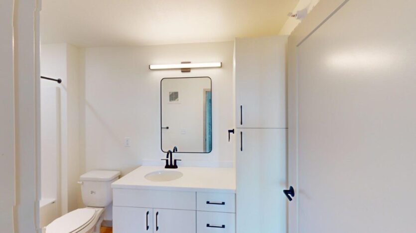 Sioux Village in Brookings, SD - 1 Bedroom + Bathroom View 1