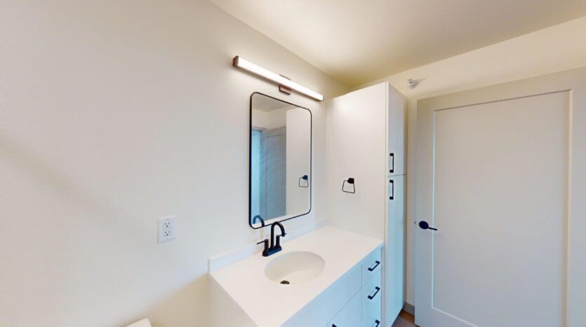 Sioux Village in Brookings, SD - 1 Bedroom + Bathroom View 2